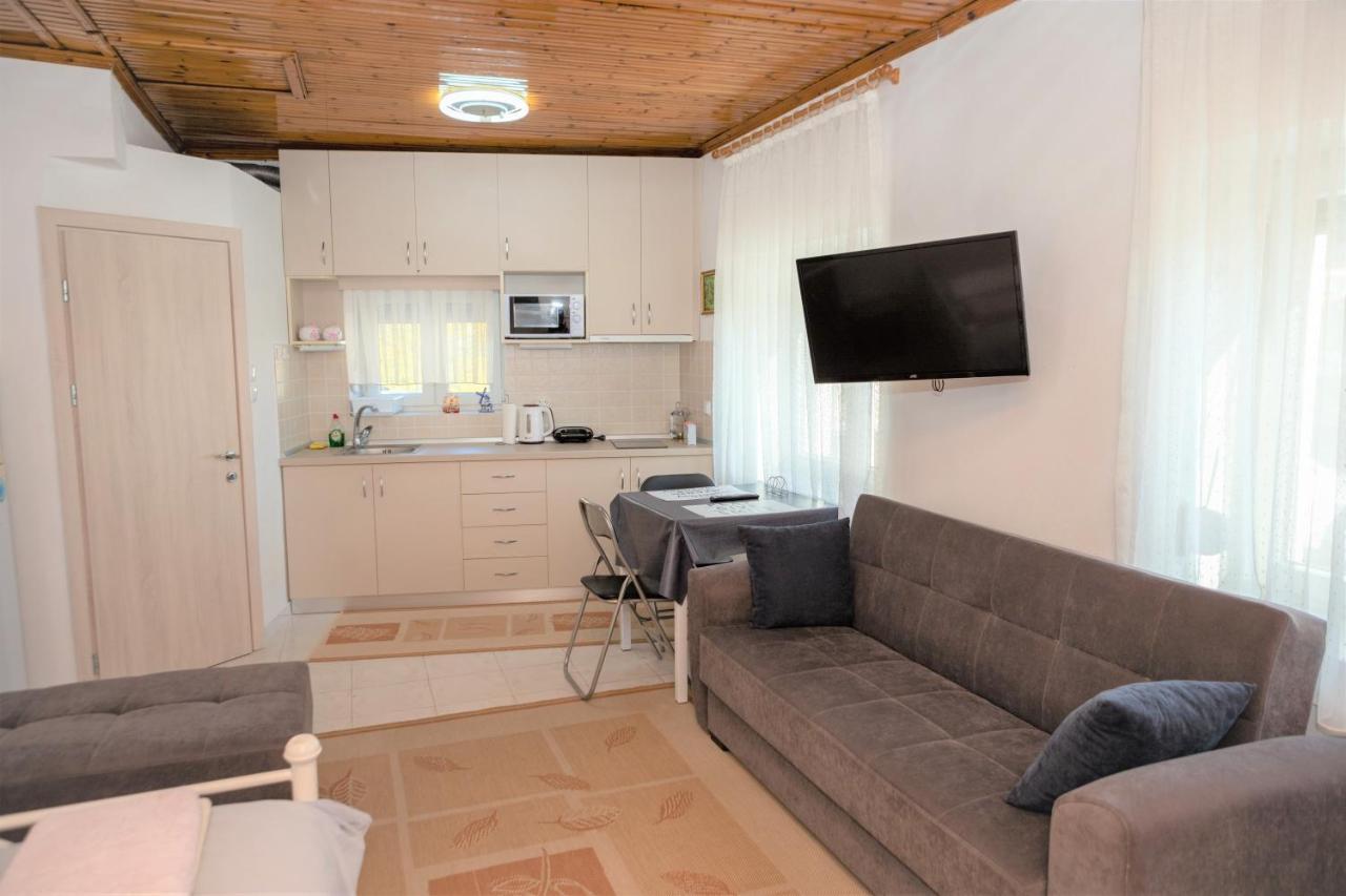 Safe And Cozy Studio In Xanthi! Buitenkant foto